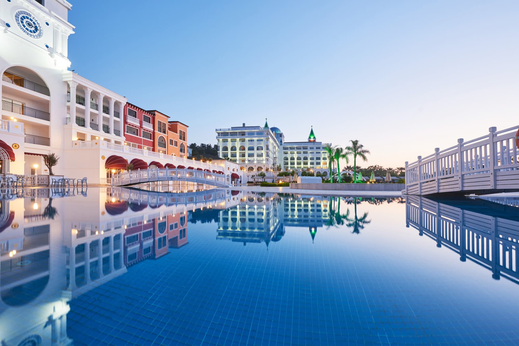 Grand Heritage Palace Resort with Sprawling Infinity Pool - Heritage Stays