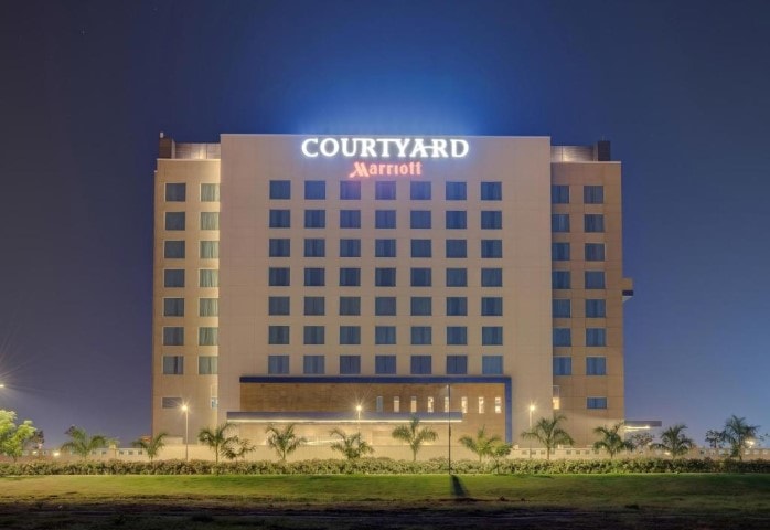 Courtyard by Marriott Surat photo 2