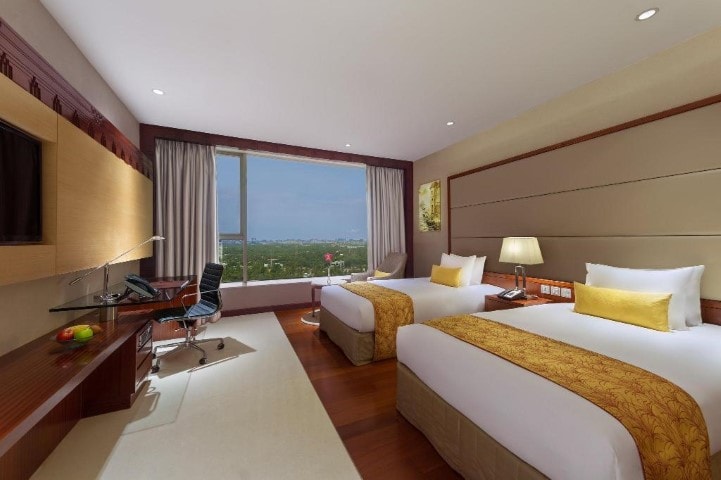 Crowne Plaza Kochi photo 2