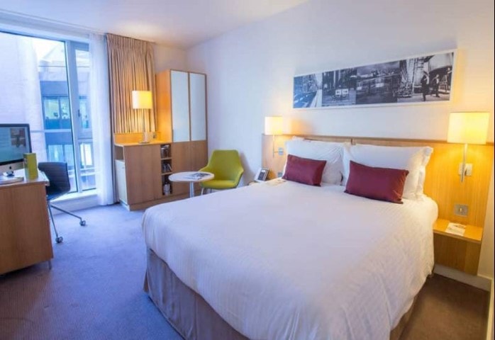 DoubleTree by Hilton Hotel London - Tower of London photo 2