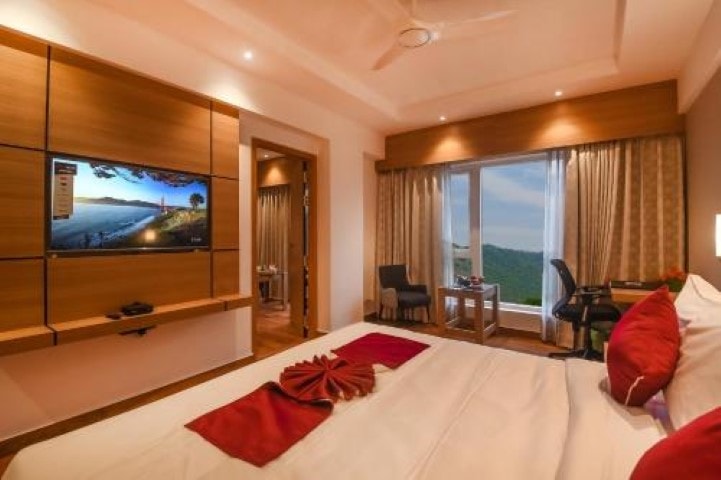 Emerald Clarks Inn Suites photo 3