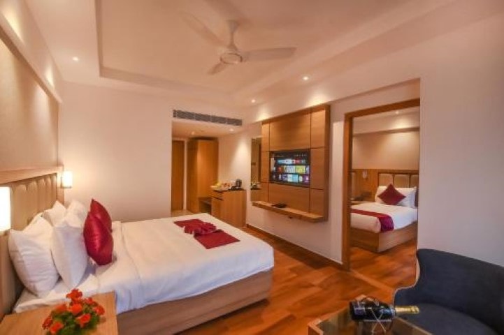 Emerald Clarks Inn Suites photo 4