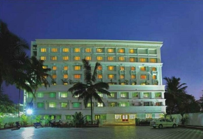 HOTEL AIRLINK CASTLE KOCHI KERALA