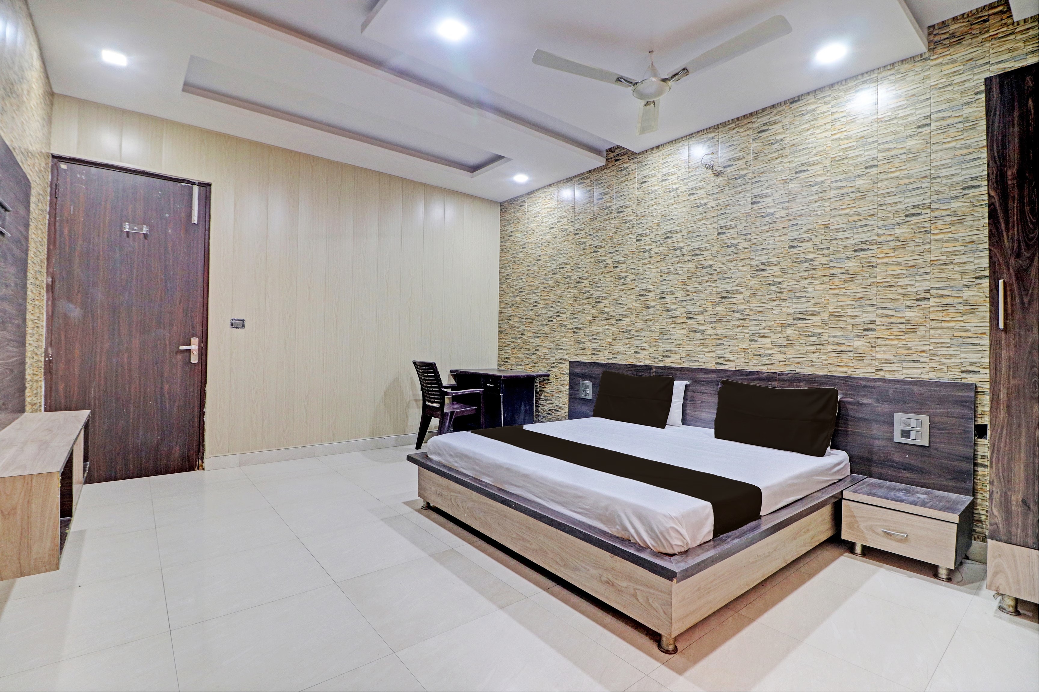 Hotel Kosi Grand photo 2
