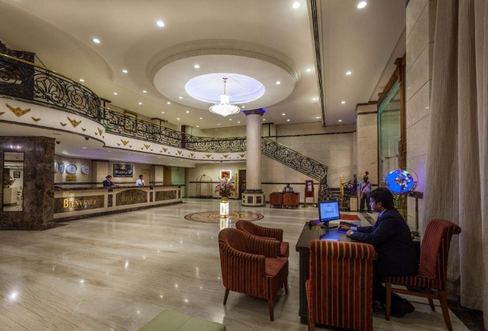 HOTEL LE ROYAL PARK photo 2