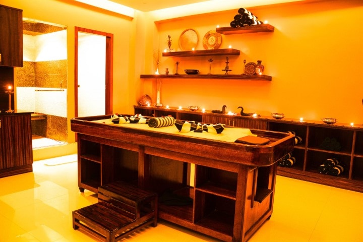 Hotel Sandesh The Prince - Mysore photo 2