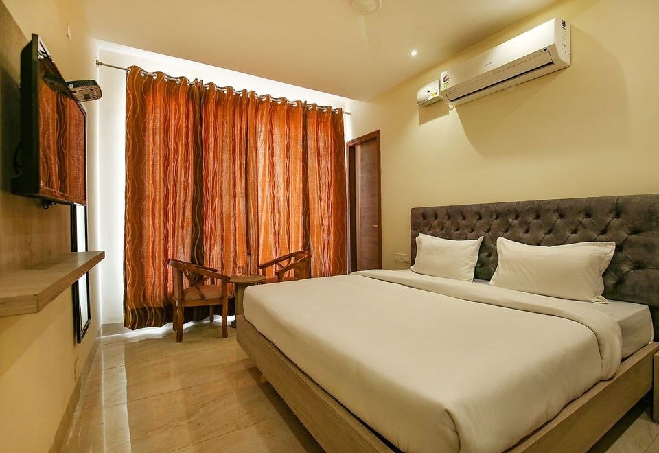 Hotel Yuvraj