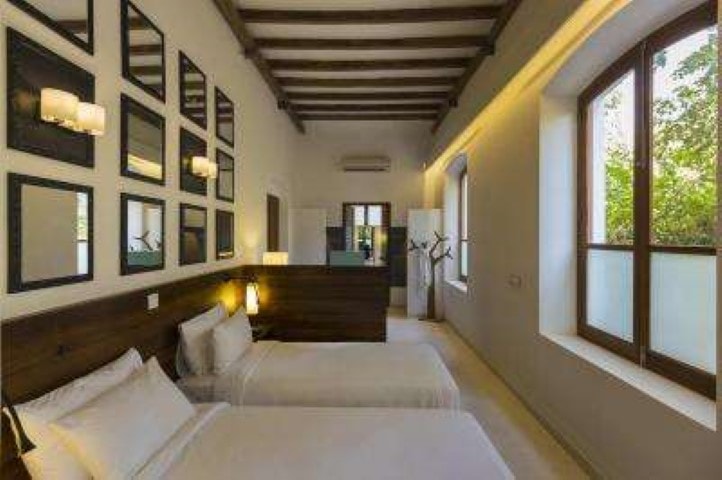 La Villa photo 3
