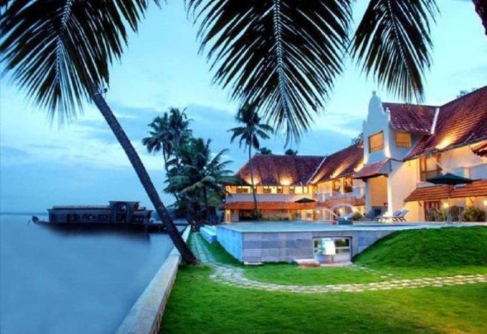 LEMONTREE VEMBANAND ALLEPPEY
