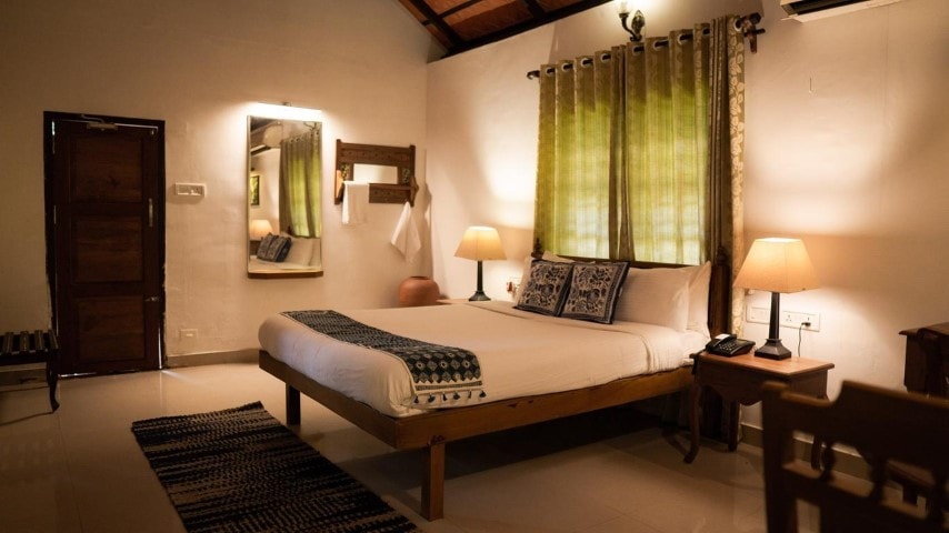 Palmgrove Lake Resort photo 2