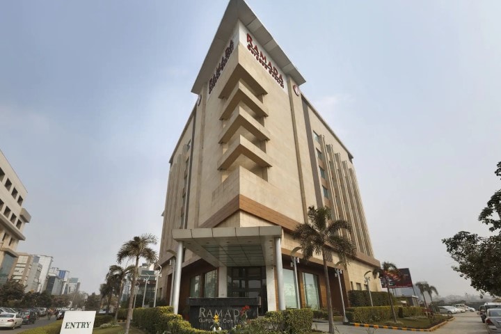 Ramada by Wyndham Gurgaon Central - Gurgaon