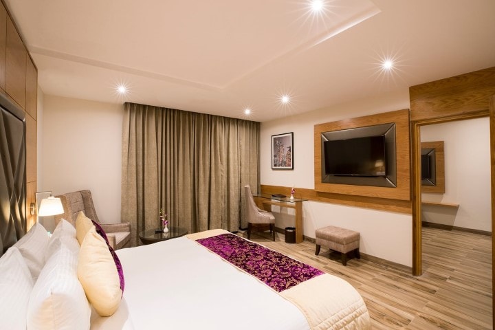REGENTA CENTRAL CASSIA ZIRAKPUR - Chandigarh photo 3