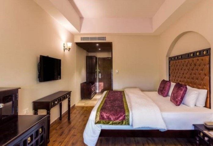 SAIRA FORT SAROVAR PORTICO JAISALMER photo 4