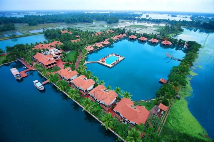 Sterling Lake Palace Alleppey photo 2