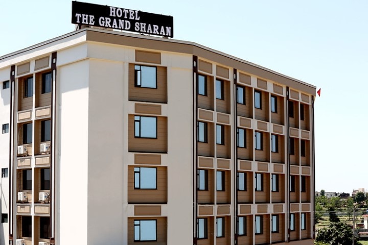 The Grand Sharan katra photo 2