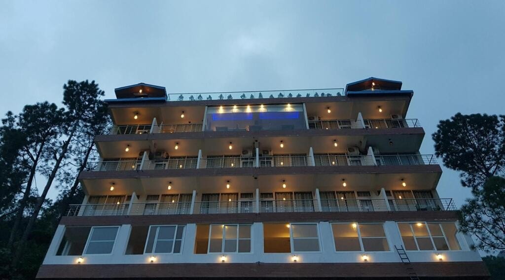 The Kasauli Resort photo 2