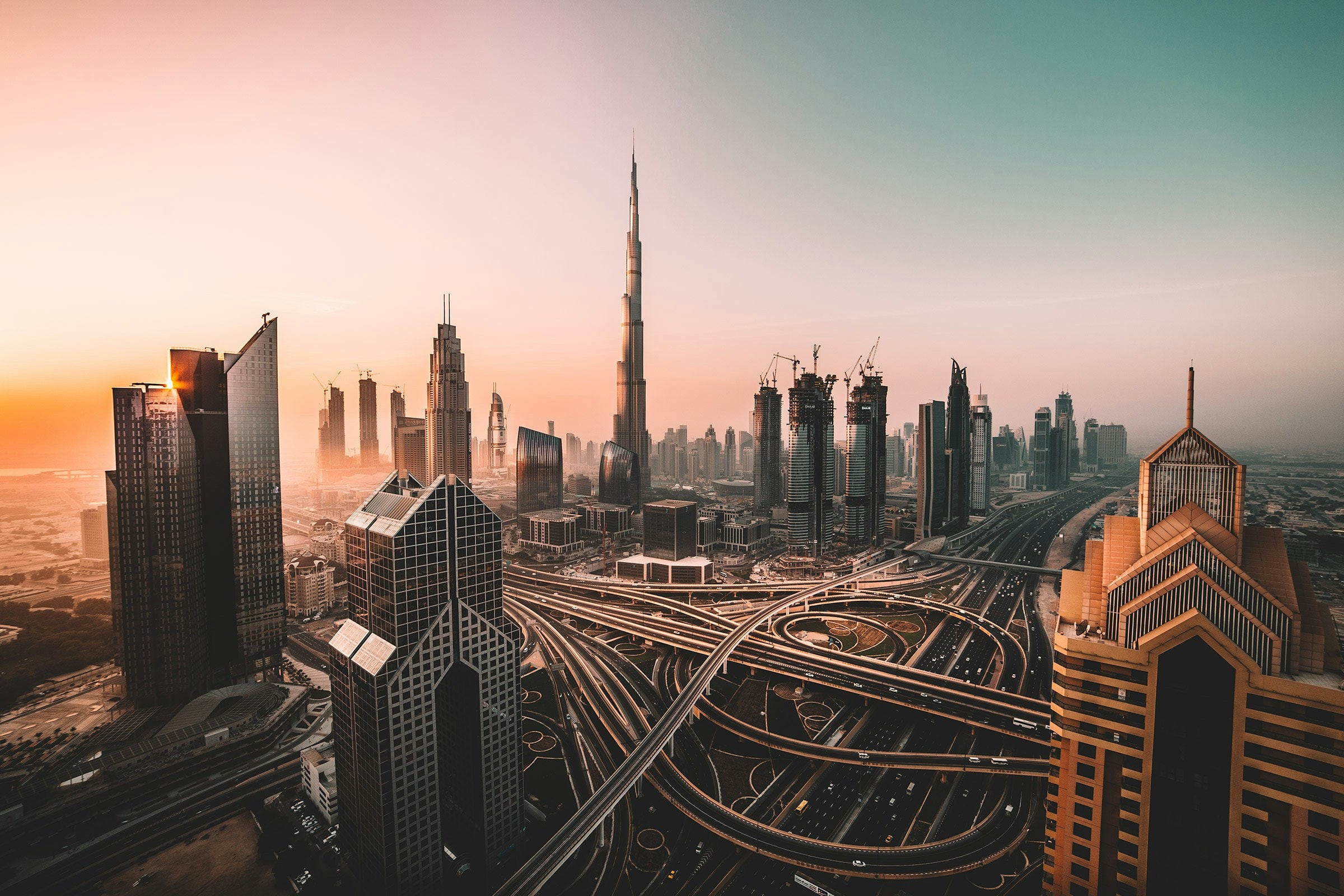 Dubai Futuristic Wonders & Desert Glamour