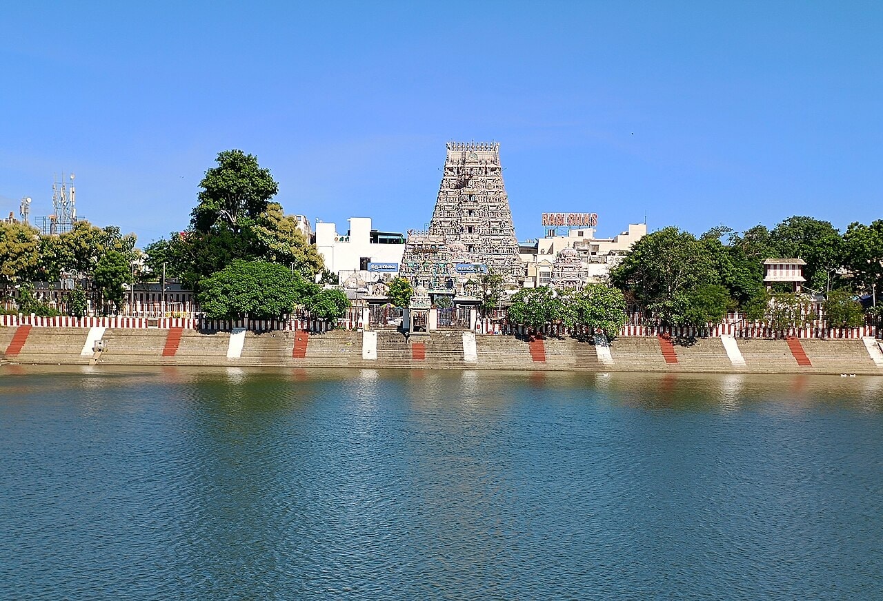 Kapaleeshwarar Temple tower beside its tank in Chennai