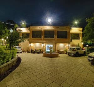 Exterior 02