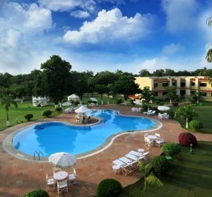 hotel-clarks-khajuraho