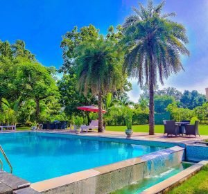 swimming-pool